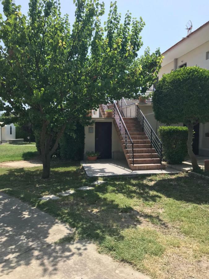 Seaside Studios I Sinakos Estate Epanomi Bagian luar foto