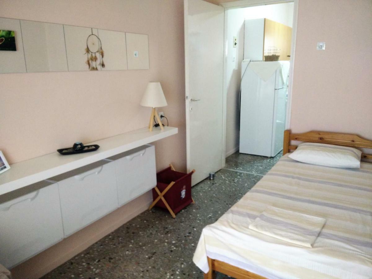 Seaside Studios I Sinakos Estate Epanomi Bagian luar foto